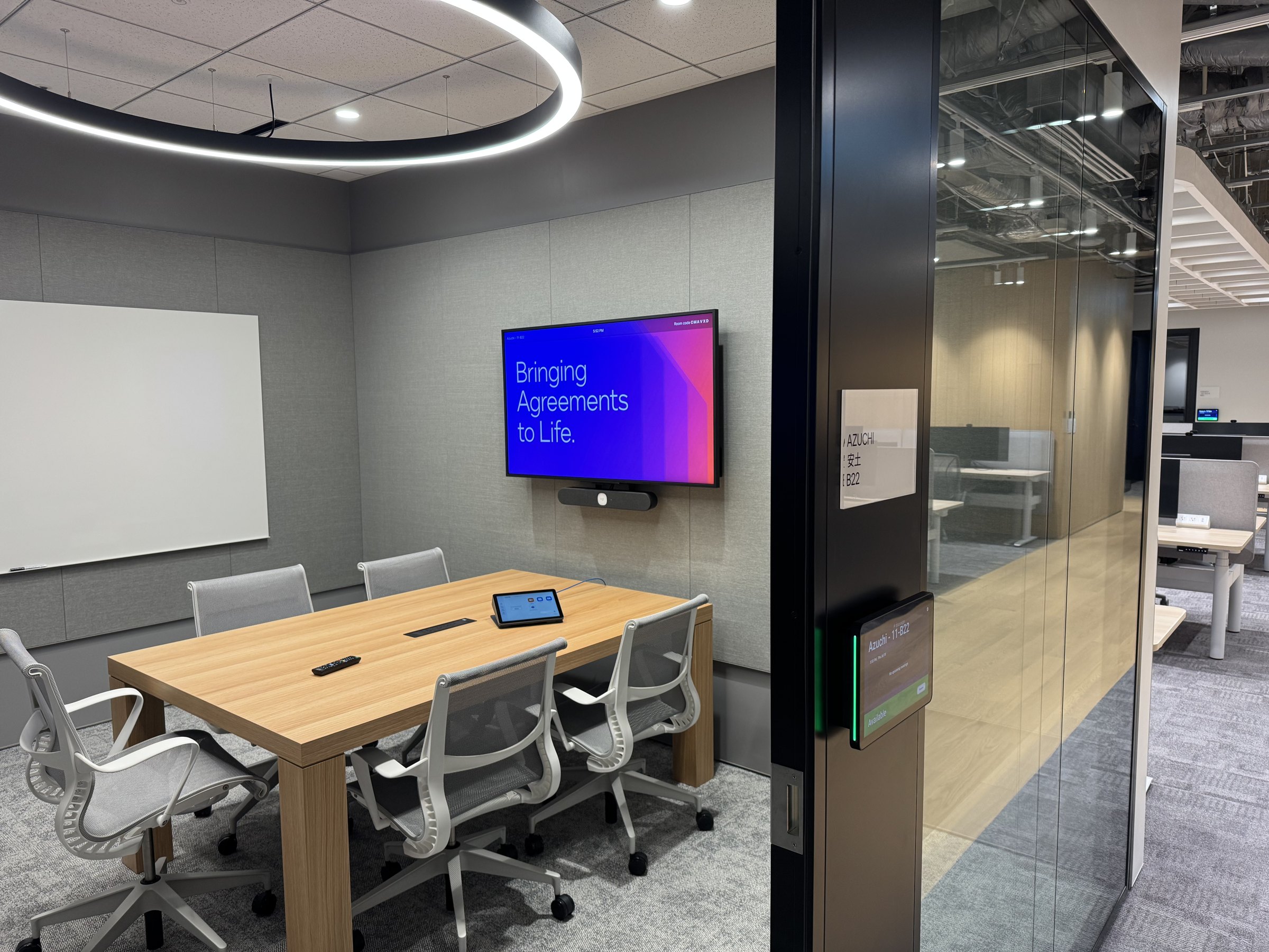 Full Technology Delivery for Docusign Japan's Headquarters Relocation to Toranomon Hills 1 Full Technology Delivery for Docusign Japan’s Headquarters Relocation to Toranomon Hills